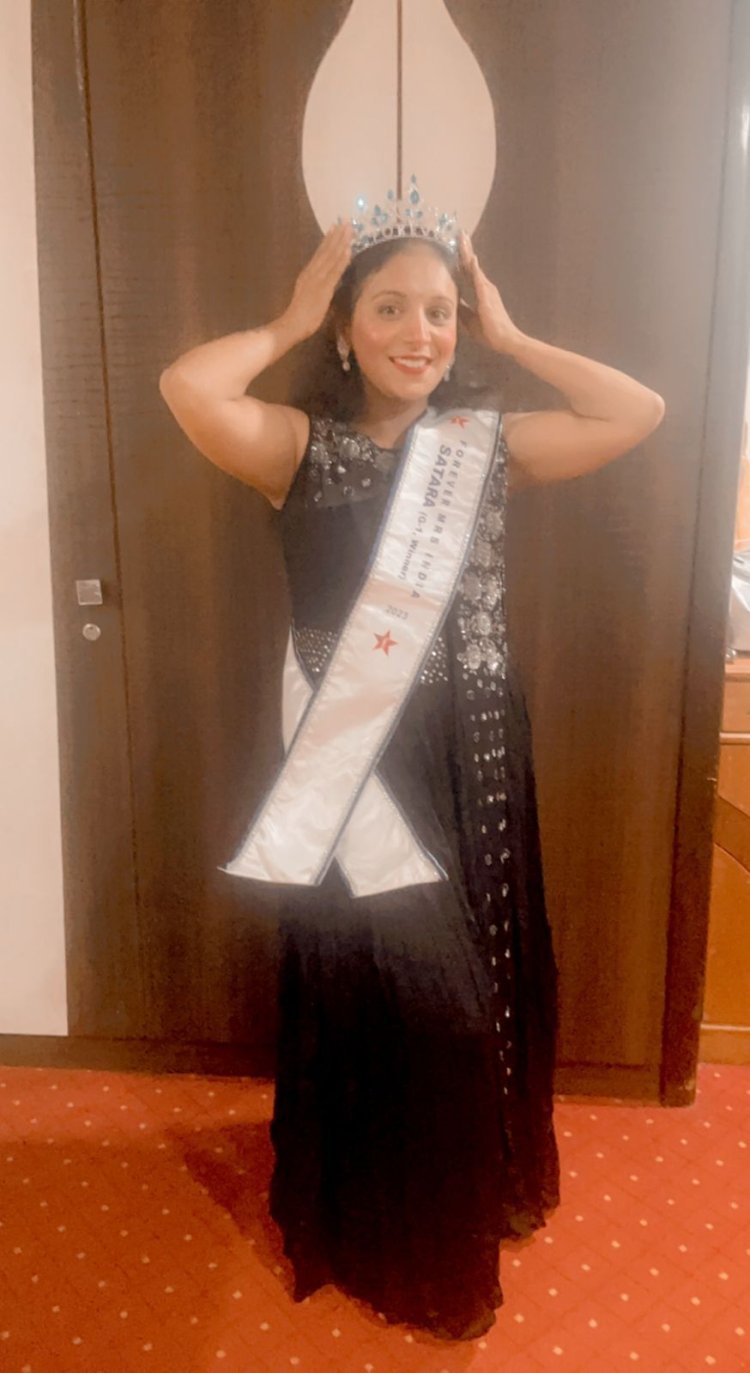 Sanjivini Sagar Khandake as Newly Crowned Mrs Satara 2023 organised by Forever Star India