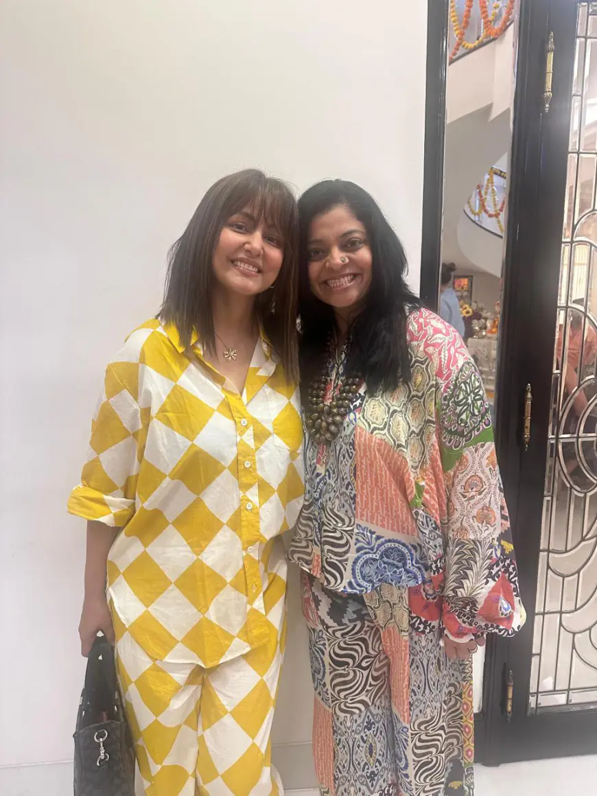 Nivedita Basu enjoys Ganpati festival lunch at Ekta Kapoor’s house, meets her gal pals